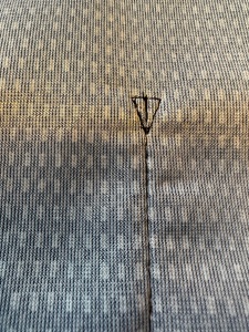 5220, you can reinforce your stitching with this triangle again if you'd like. Otherwise, just stitch the straight line and backstitch a few times to keep the seam secure.